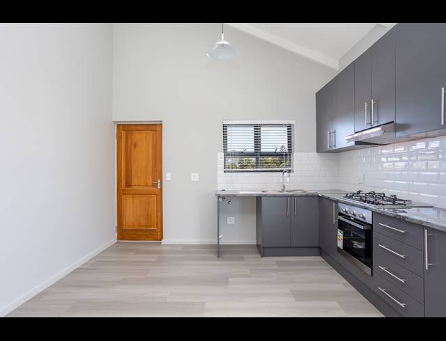2 BEDROOM FREESTANDING RENTED IN CAPRI